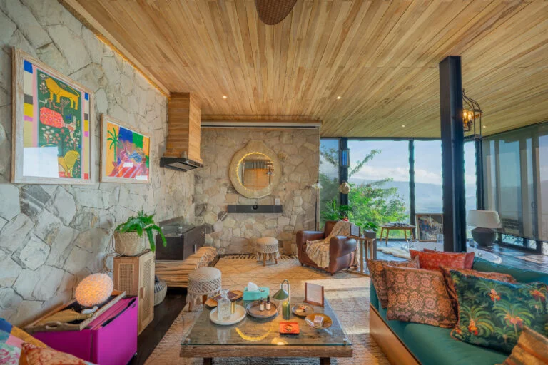 Tropical Kasbah - Artful Decoration